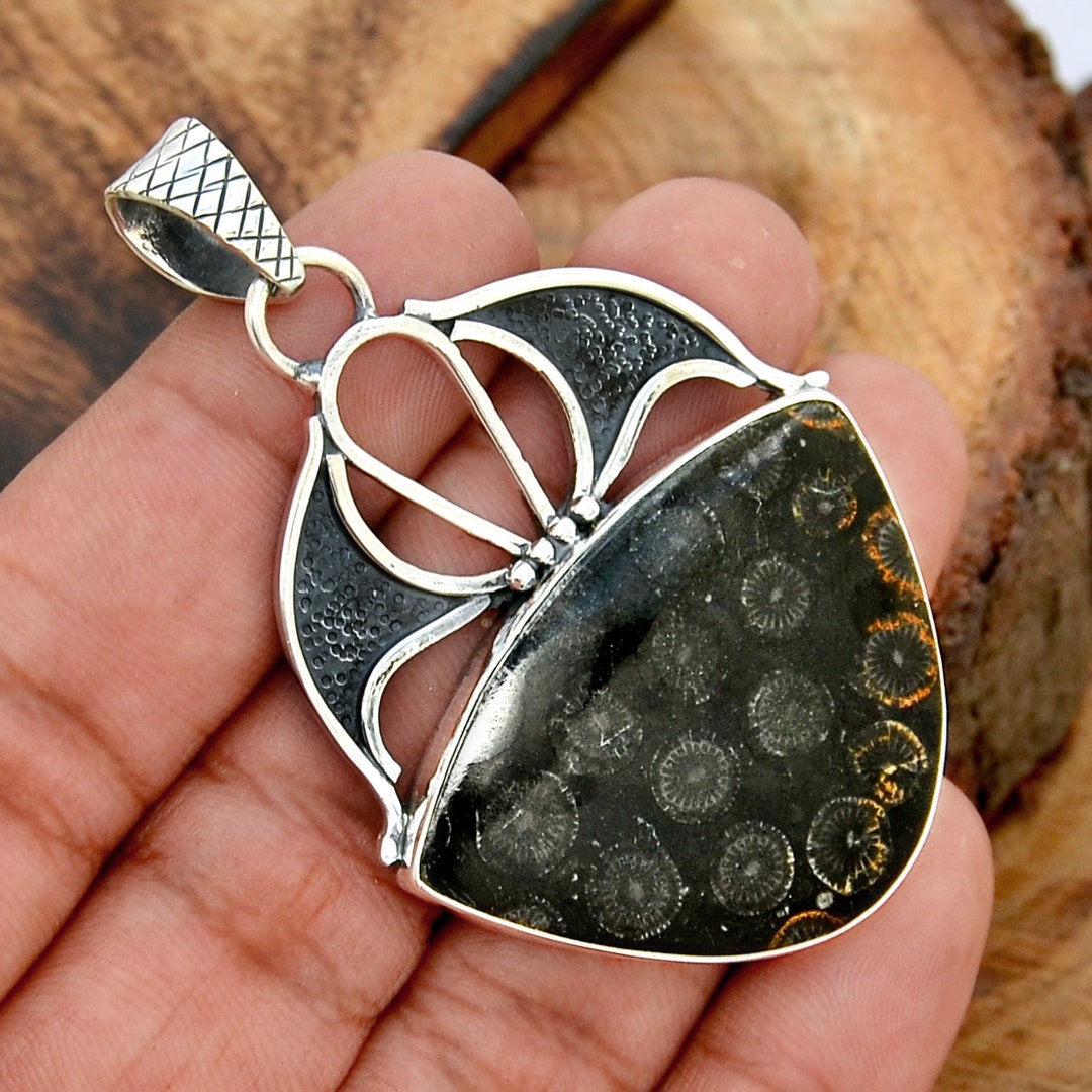 超爆安 Black Coral Coral Black Pendant, Silver Coral Black Pendant, シルバー