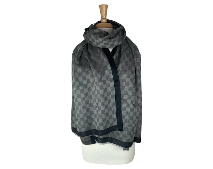 Cashmere Shawl & Scarf | Black and Grey Chess Design | Soft Pashmina, Elegant and Cozy Winter Wrap - Unisex Gift for Him