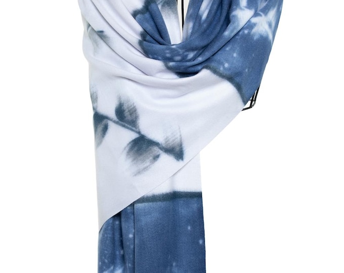 Blue & White Lambs Wool Scarf | Soft Touch Shawl with Tree Branch Design | High-End Pashmina with Leaves | Exclusive New Season