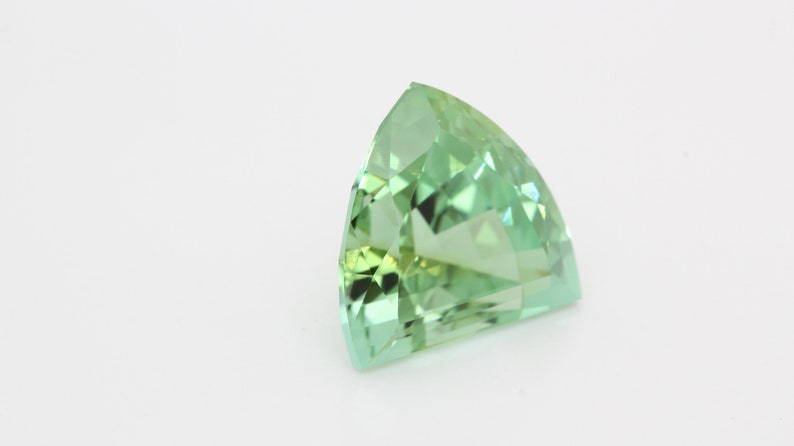 4.03ct Green Tourmaline: Shield Cut Nigerian Gemstone image 2