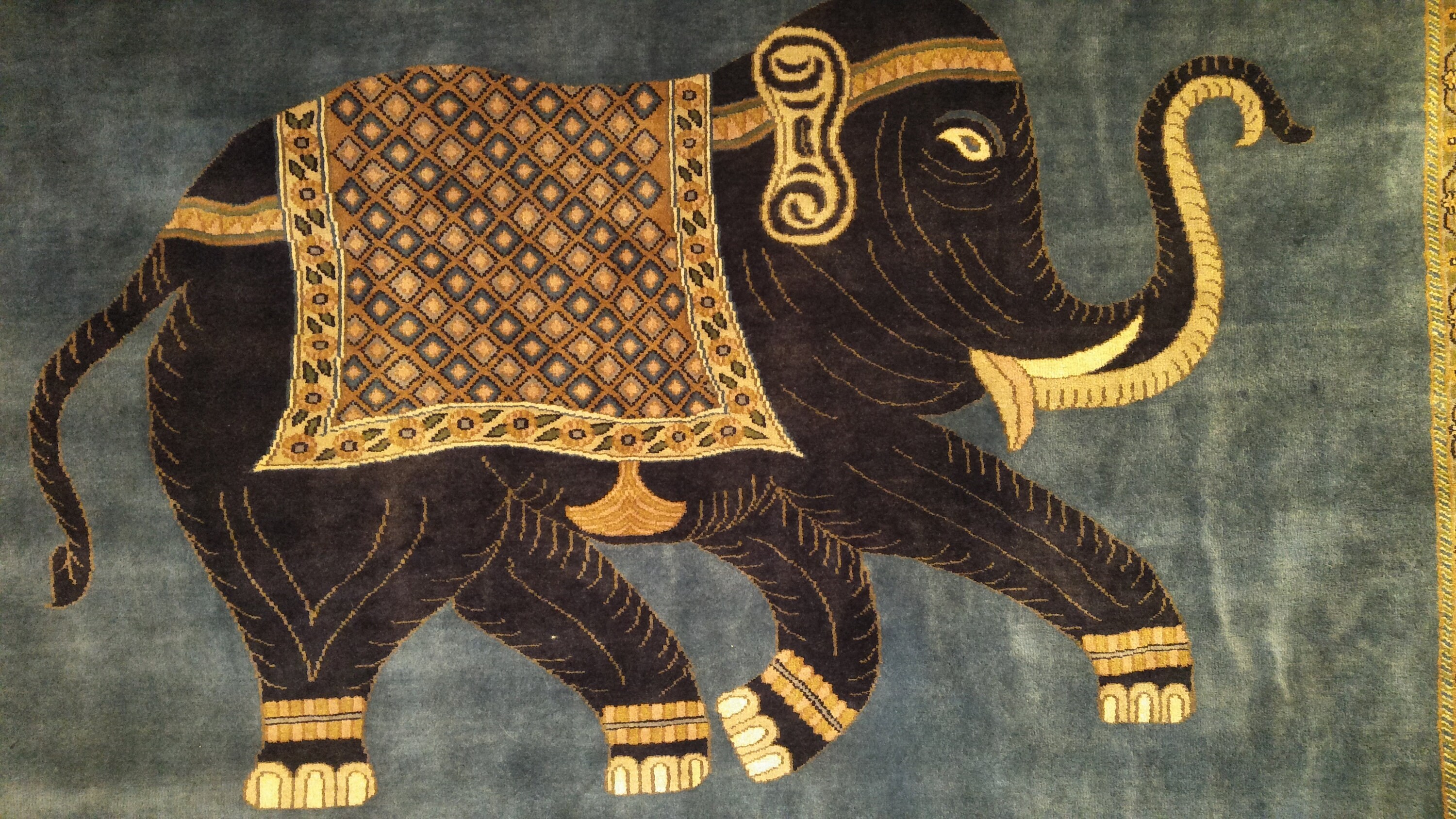 India Traditional Elephant Design Wool Carpet Area Rug Size 8 Etsy