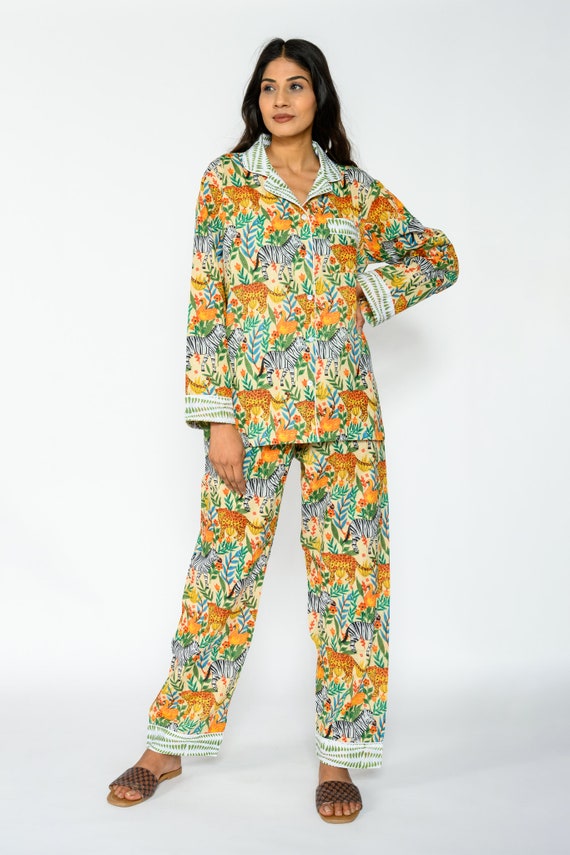Red Paisley Cotton Printed Night Suit Set – 30Looks