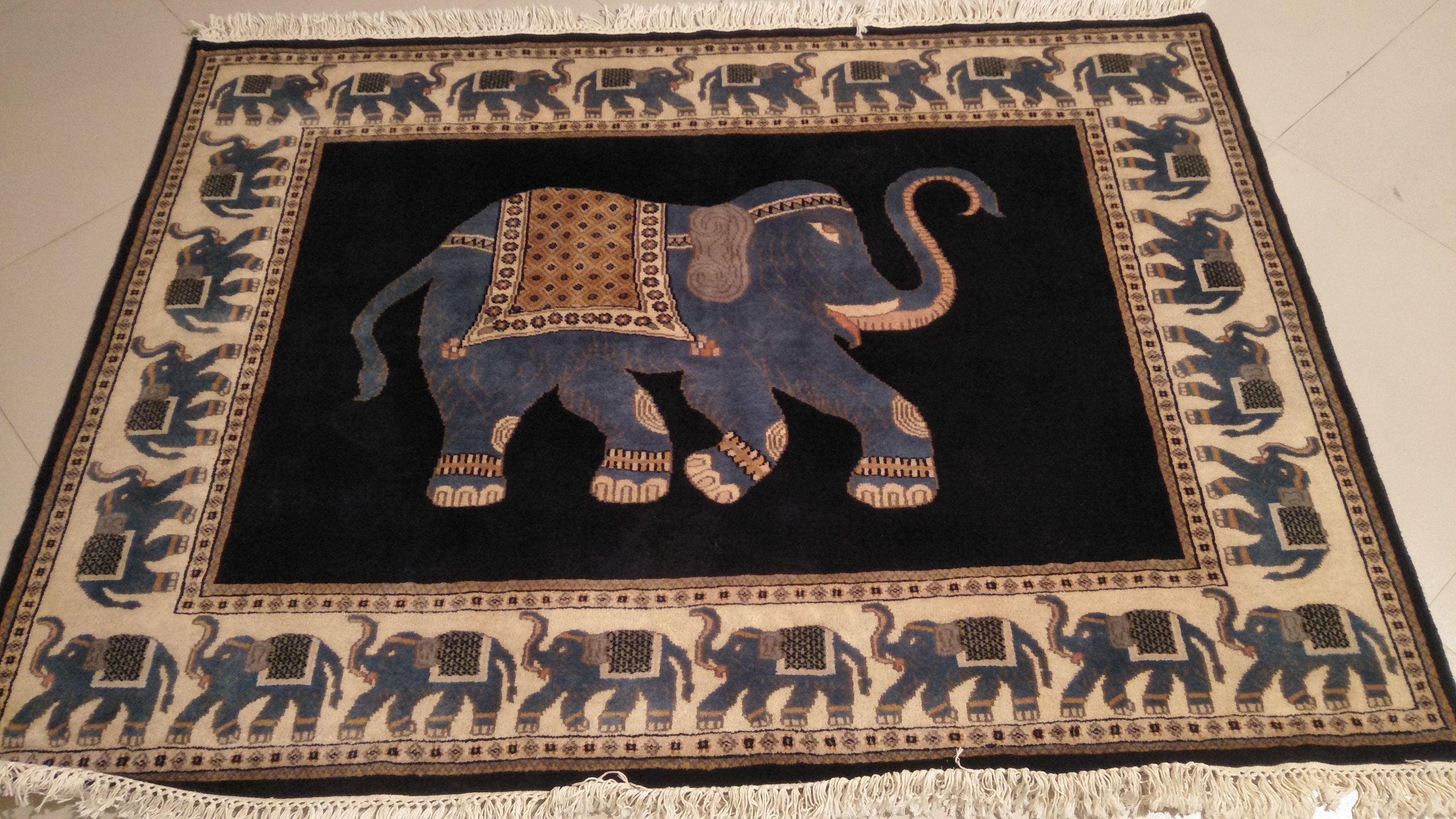 India Traditional Elephant Design Wool Carpet Area Rug Size 4 Etsy