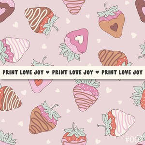 以下が含まれることがあります： ピンクと赤のイチゴをチョコレートとホワイトチョコレートに浸したシームレスなパターン。イチゴは薄いピンクの背景に白いハートが描かれています。