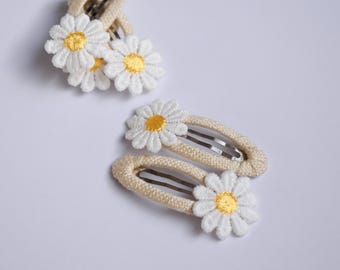 Pince fleur souci ~ Pinces à cheveux pour bébés et enfants, pince à cheveux brodée, accessoires pour cheveux, accessoires pour cheveux pour tout-petits, fait main.