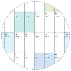 K&ouml;nnte beinhalten: Ein kreisf&ouml;rmiger Kalender mit den Zahlen 4 bis 10, wobei die Wochentage beschriftet sind: So, Mo, Di, Mi, Do, Fr, Sa. Der Kalender ist in Abschnitte unterteilt, wobei einige Abschnitte hellblau und andere hellgr&uuml;n schattiert sind.