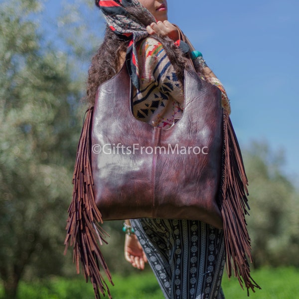 Boho crossbody bag with fringe, fringe hobo bag, Boho leather handbag with fringe, Boho crossbody bag, fringe leather purse.