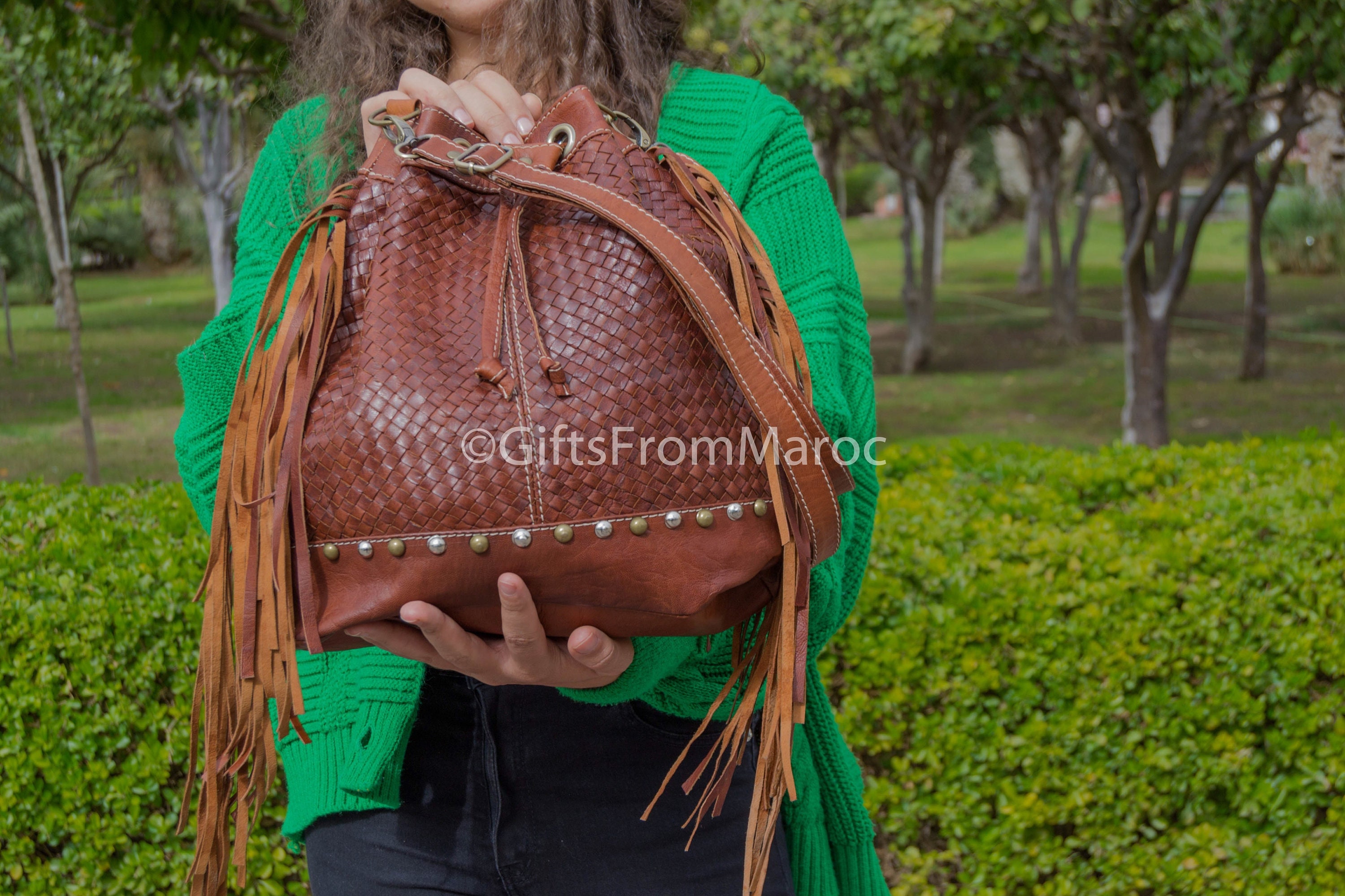 FRINGE BUCKET BAG BROWN LEATHER – Artisan Shop GT