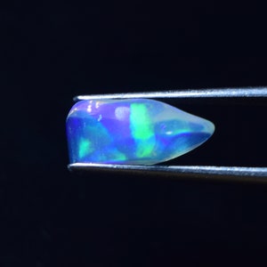 Opal Grov / Rå Opal Ädelsten / Opal Kristall / Opal Polerad Grov / Opal Chip / Medium Rå Opal / Multi Fire Opal /