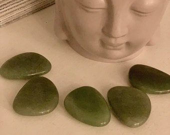 Green aventurine Crystal thumb stone. Spiritual Good luck