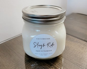 16oz All Natural Soy Woodwick Candle in "Sleigh Ride"