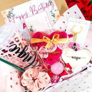 Birthday Gift Box | Gift Box for Best Friend's Birthday | Custom Birthday Gift Box | Birthday Gift Basket | Happy Birthday Gift Box