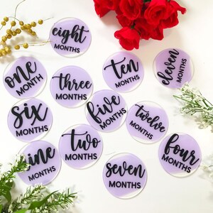 Acrylic Baby Milestones, Baby Milestone Cards, Cadeau d’annonce de bébé, Accessoire photo bébé, Cartes milestone mensuelles bébé, Cadeaux nouveau-né