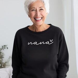 Nana Sweatshirt, Grandma Sweatshirt, Mother&#39;s Day Gift, Gift For Mother, New Grandma Sweatshirt, New Grandma Shirt, Grammy Sweatshirt