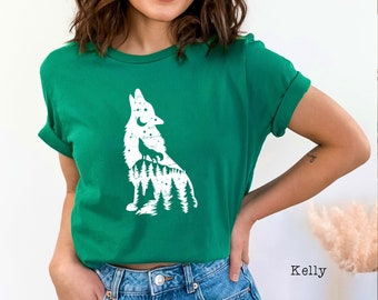 Howling Wolf Graphic T-Shirt, Wildlife Camping Shirt