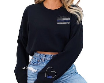 Benutzerdefinierte Blue Line Sweatshirt, benutzerdefinierte Polizei Sweatshirt, Badge Number Shirt, benutzerdefinierte Polizei Geschenk, Blue Line Sweatshirt, Polizei Frau Pullover