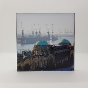Photo on wood - Landungsbrücken