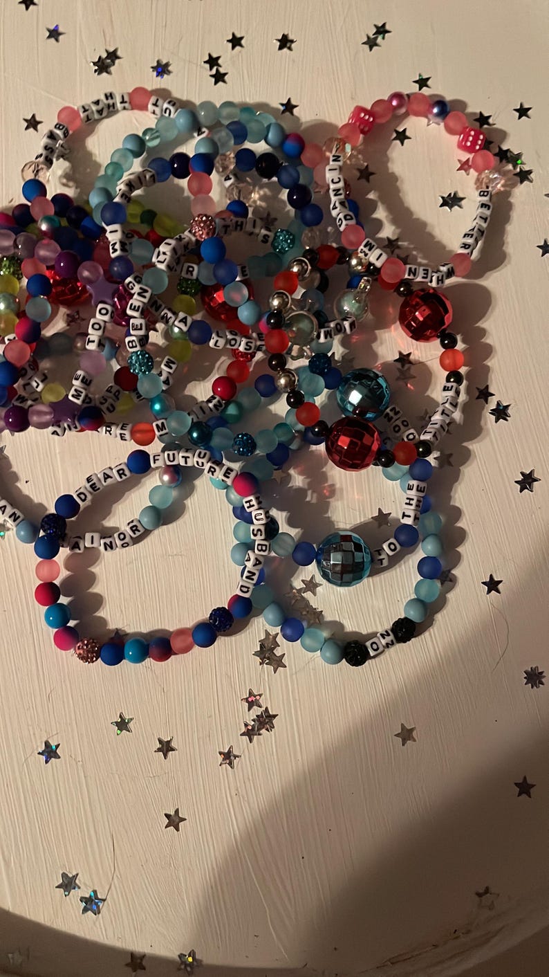 10pk Random Timeless Tour Inspired Friendship Bracelets, Meghan