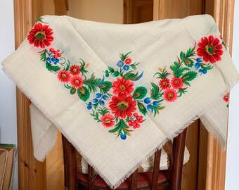 Ukrainian vintage shawl Ukrainian scarf floral Retro Ukraine wool scarf Ethnic folk traditional women gifts Ukraine sellers Ukraine shops