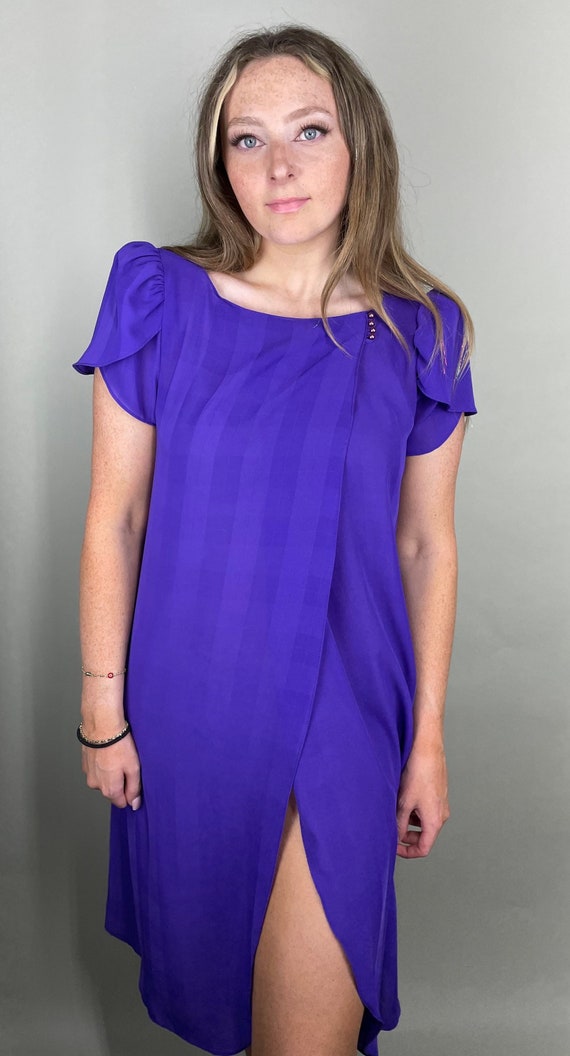 70’s Vibrant purple semi sheer short sleeve midi d