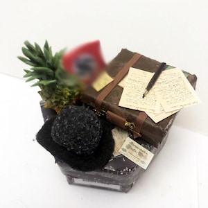 Cabaret Miniature Musical Theatre Display Box