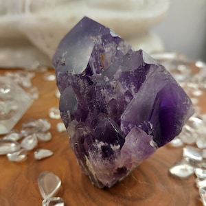 Amethyst Rough Stone Lace