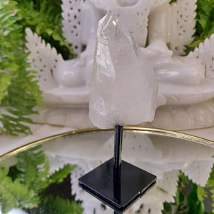 Rock crystal peak on stand