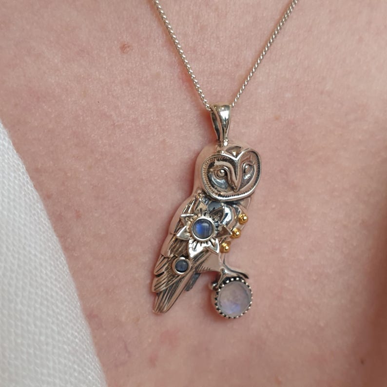Colgante de búho en plata de ley 925 - Joyas de granate - Colgante de granate con piedra de nacimiento - Colgante de búho encantador - Colgante con piedra de nacimiento - Collar de búho femenino imagen 7