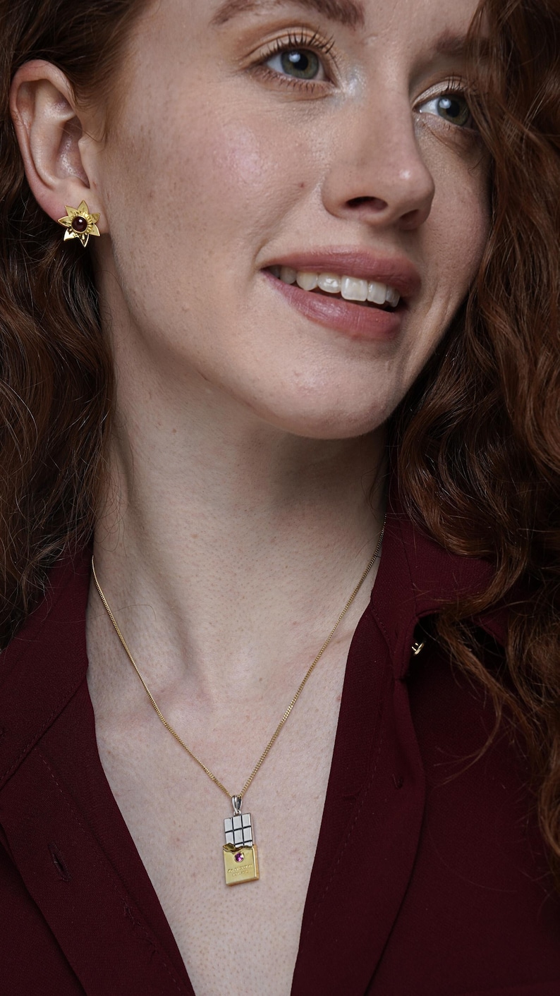 Chokladbarhänge i 18k guld sterlingsilver med rubin bild 5
