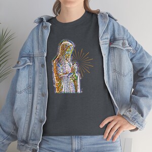 Saint Virgin Mary T-shirt, Mother Mary T-shirt, Blessed Mary T-shirt Praying Virgin Mary shirt