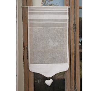 Cortina de lino con forma de corazón para ventana pequeña