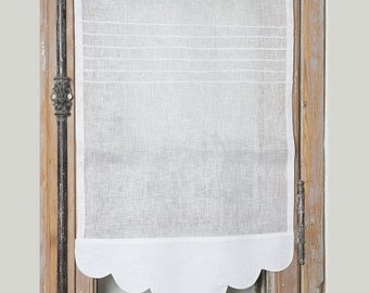 Small shabby style window curtain