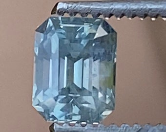 Montana sapphire 1.00 ct, emerald cut 1.00 carat blue no heat or treatment, steely blue 5.50 x 4.29 x 4.10 mm