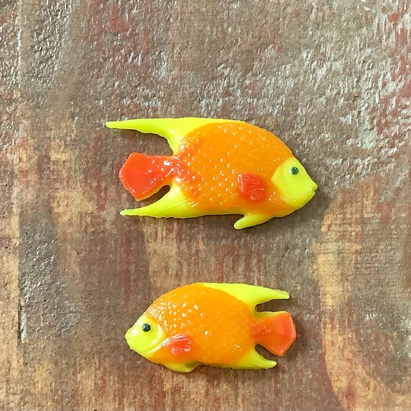 90 COE Fish to add to your Glass Fusing Project, Mosaic or Jewelry