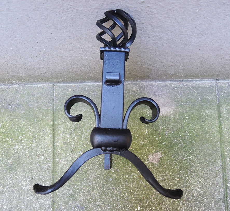 Anciens Français Orbe en Fonte Dogs de Feu