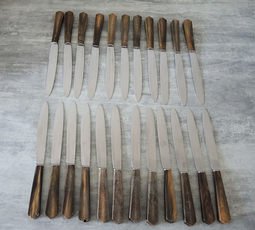 Antique French Boxed Set Of 23 Dining Knives With Wooden Handles
