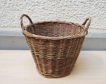 アンティークバスケット　ヨーロッパ　ヴィンテージ　ウィッカー ヴィンテージウィッカープランター/バスケット - Etsy 日本