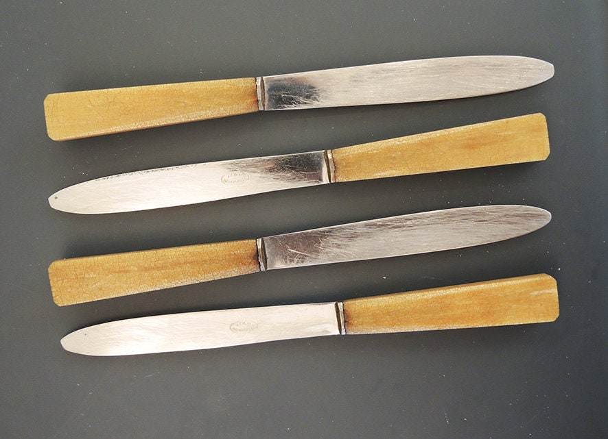 4 Antique French Stainless Steel & Bakelite Table Knives