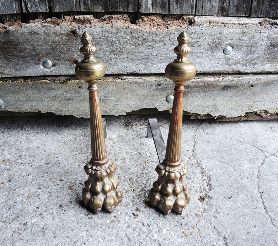 Anciens Français en Fonte Detrénaise Colonnes