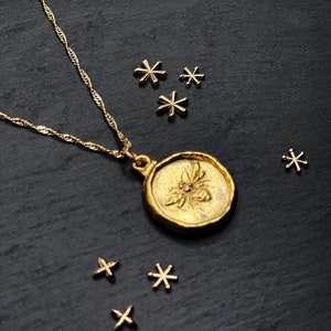 Queen&#39;s Currency - Rustic Bee Coin Necklace, Gold or Silver, Hand Sculpted Medal, 18k Gold Filled Twist Chain Necklace, 999 Fine Silver