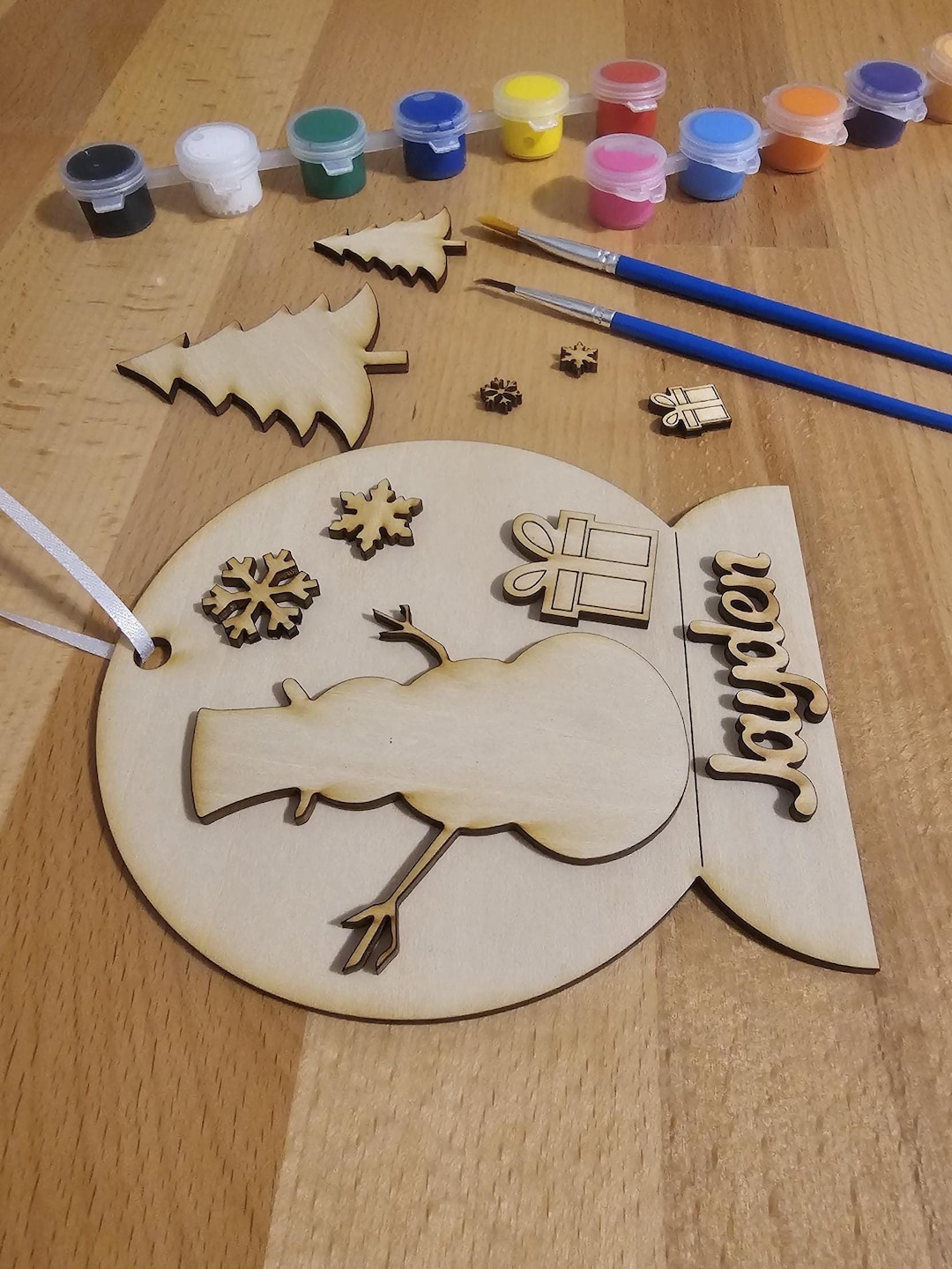 Lush Paint Your Own Ornament Kit Design Concept Lush Paint Your Own Ornament Kit Design Concept