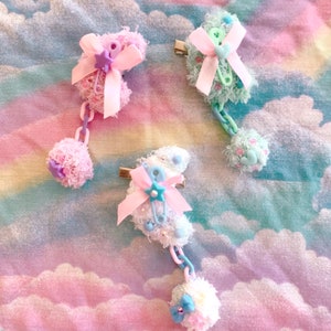 Tiny Kawaii Moon Two Way Brooch/Clips
