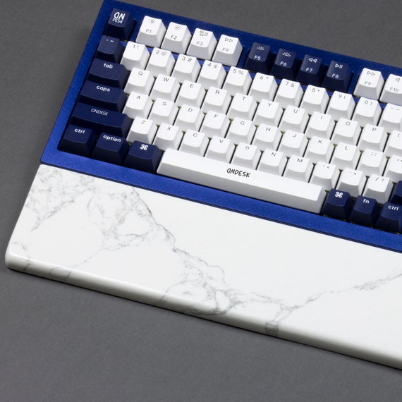 Keycult TKL Wrist Rest PC and Aluminum, Custom Mechanical Keyboard