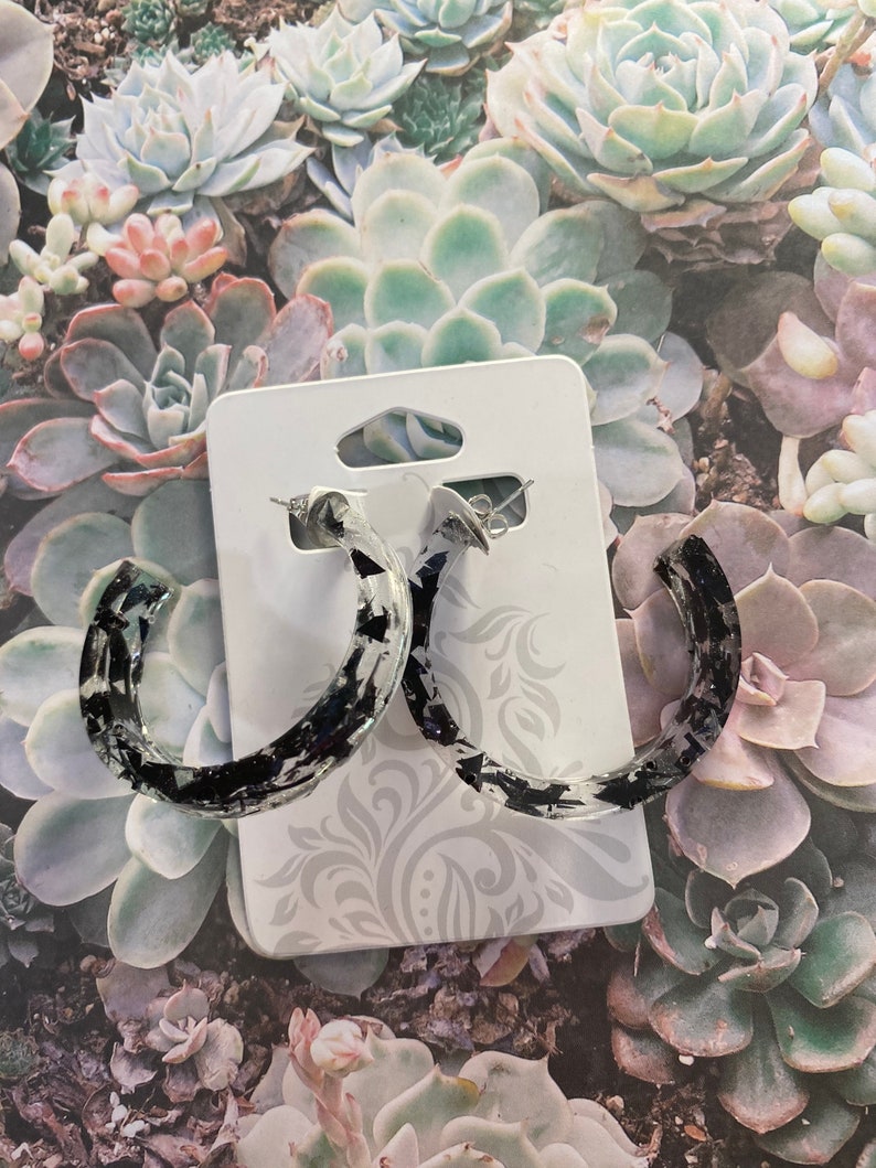 Black /& Clear resin hoops