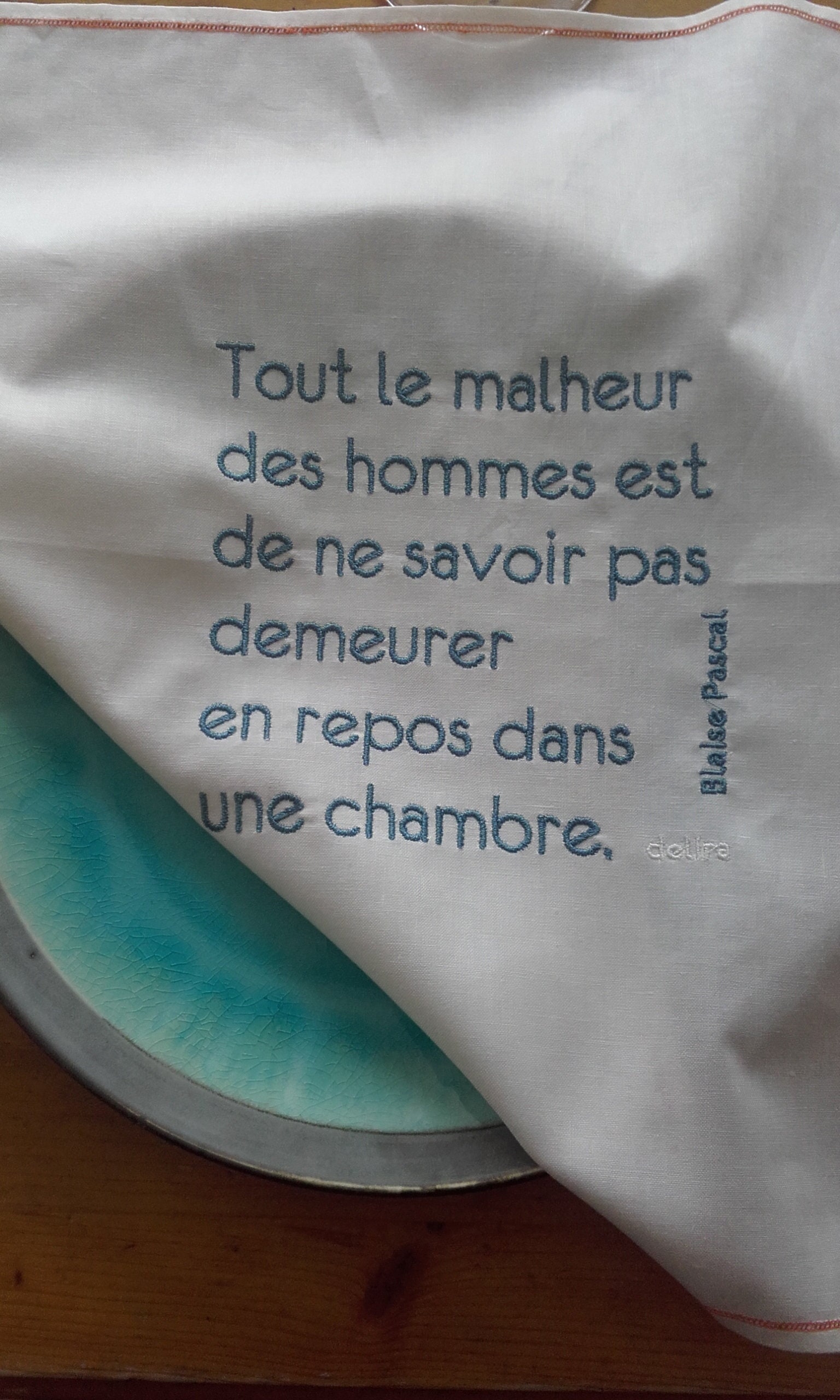 Serviette de Table Brodée Citation Blaise Pascal