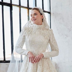 Beaded Lace Muslim Wedding Dress: Long Sleeve Hijab Bridal Gown
