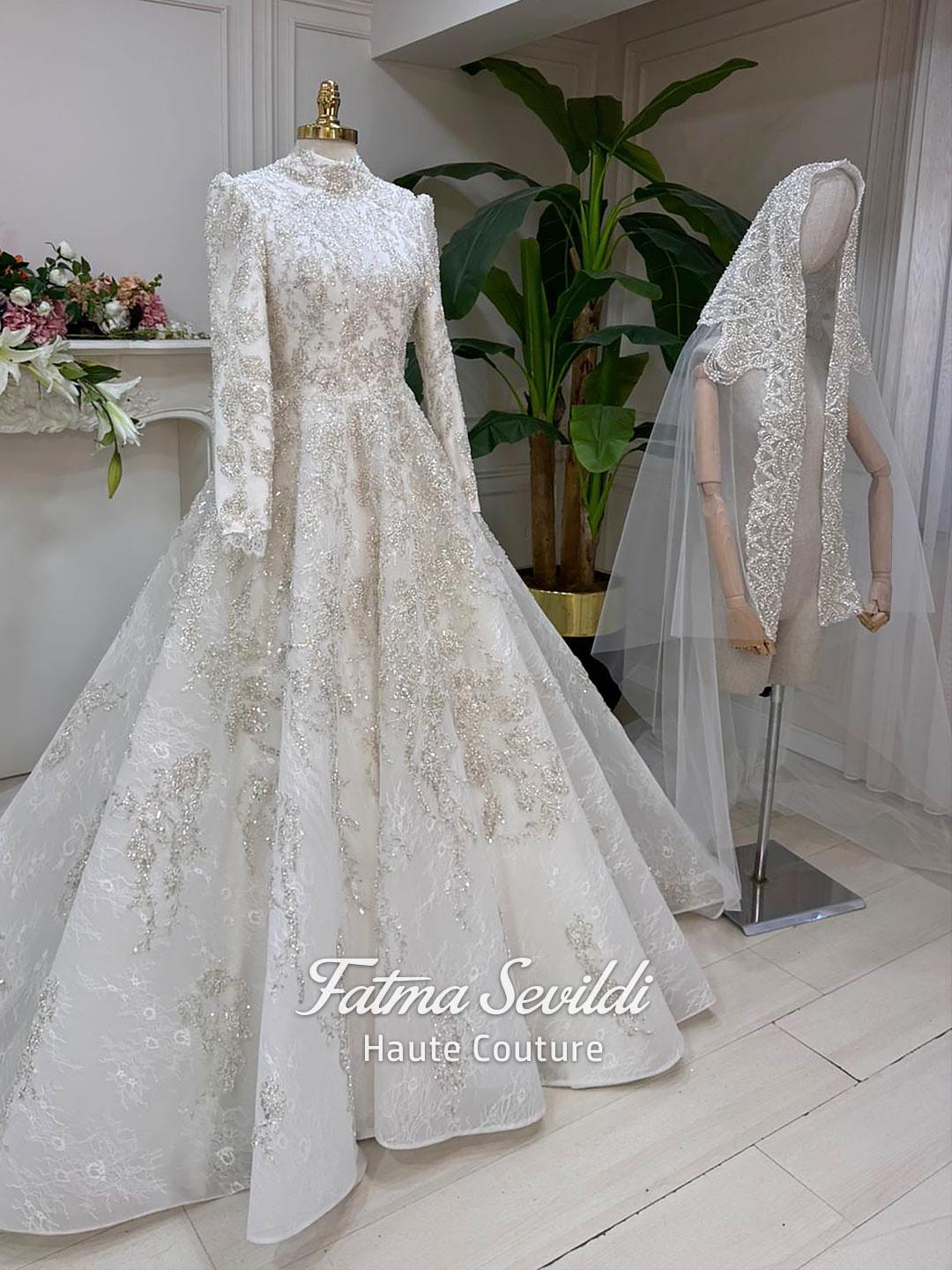 Buy Beaded Lace Muslim Wedding Dress: Hijab Bridal Gown, Headscarf Veil  Online in India