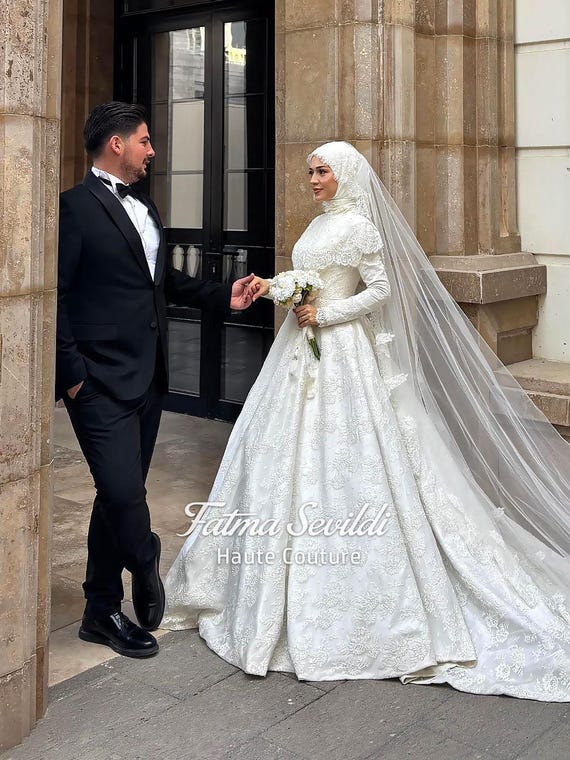 hijab wedding dress Elegant Lace Dress, High Neck Long Sleeve A-line Gown, Mantilla Veil Trendy modest bridal wear dress length:Tea Length Fancy Dress for Girls lemaire womens