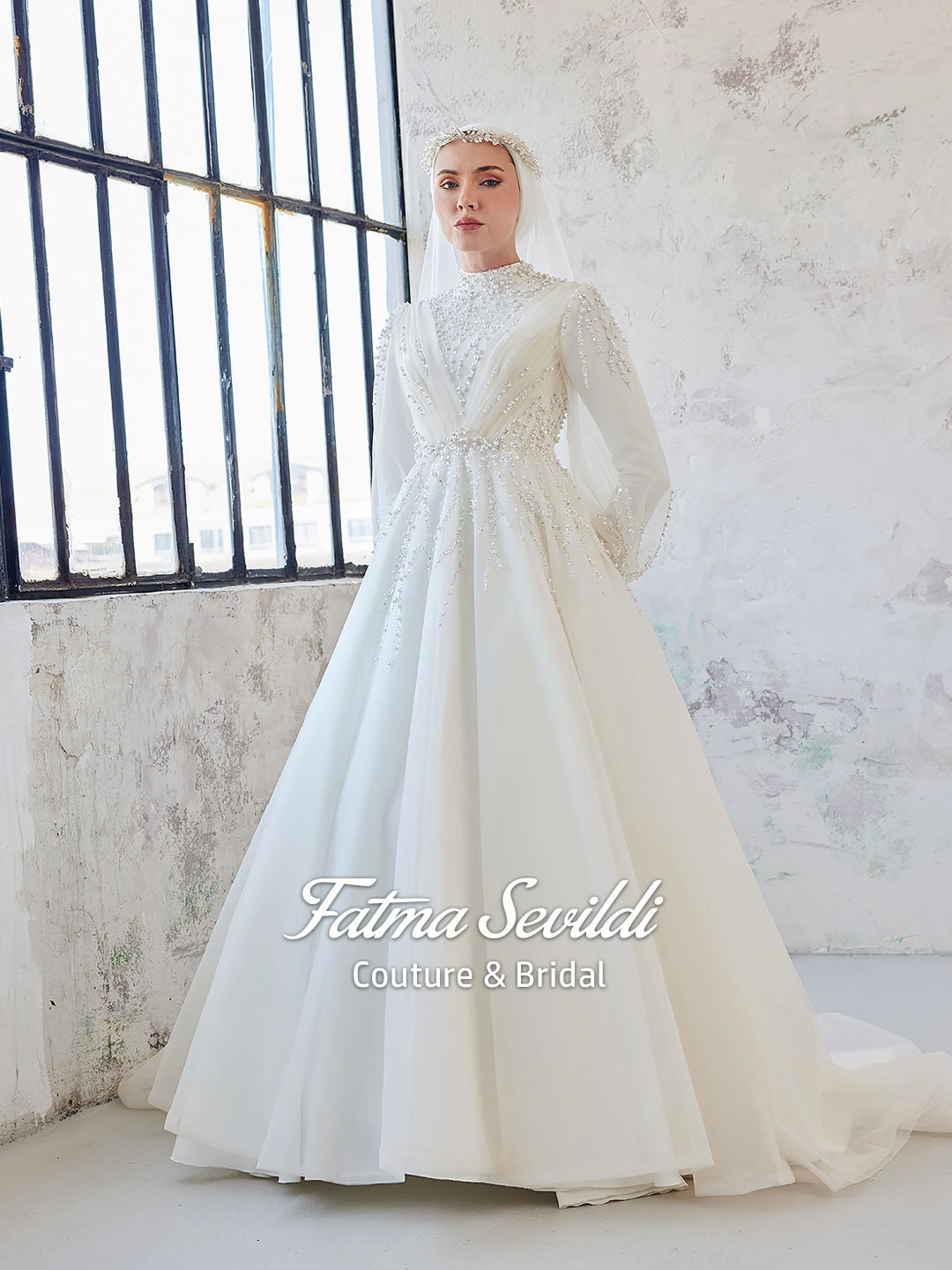 Luxury White Muslim Bridal Wedding Dress with Elegant Modest Design main image 1