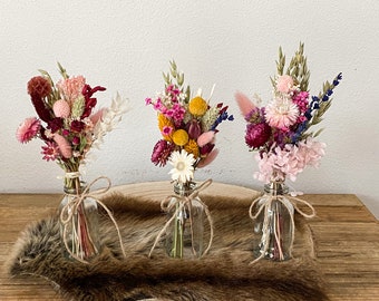 Small dried flower bouquet "Meadow" with vase in colorful flowers including pampas grass, craspedia, lagurus, lavender, roses, phalaris, and oats.